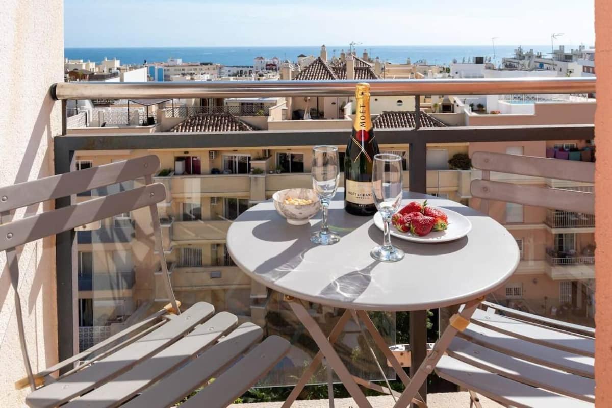 Stunning Penthouse In The Centre Of Nerja Leilighet Eksteriør bilde