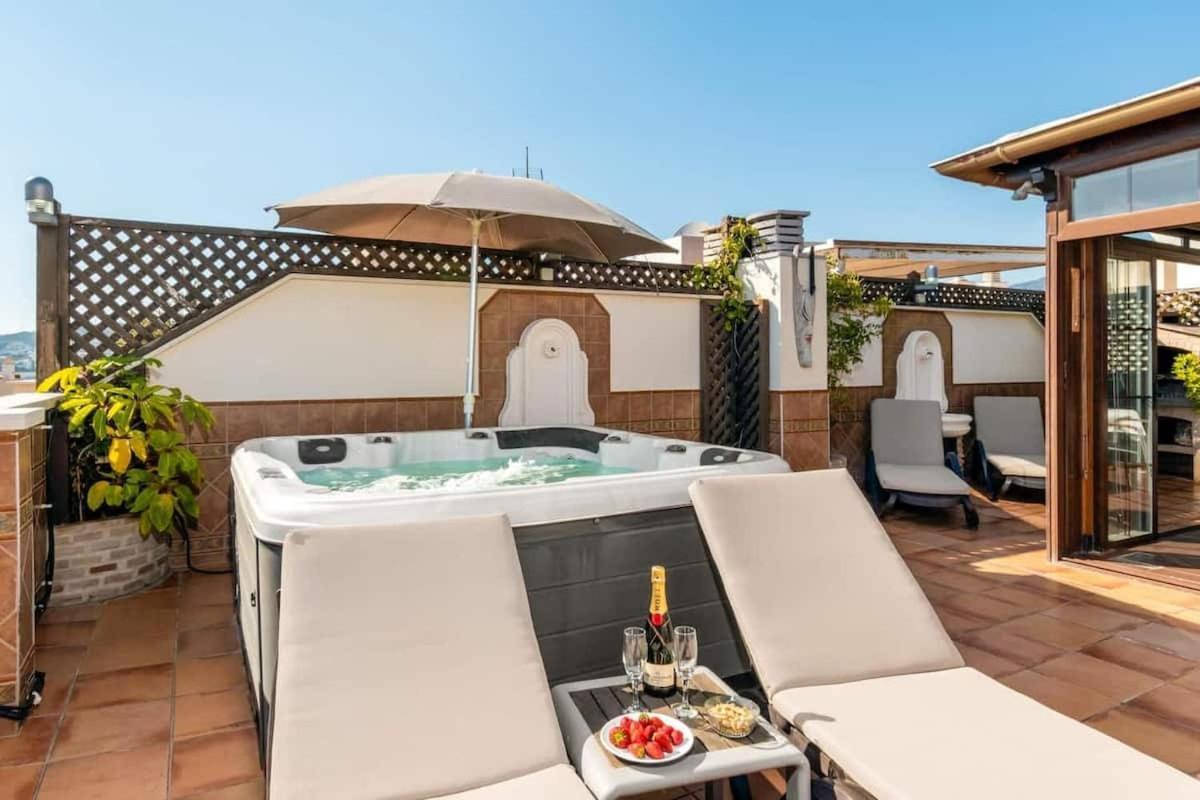 Stunning Penthouse In The Centre Of Nerja Leilighet Eksteriør bilde
